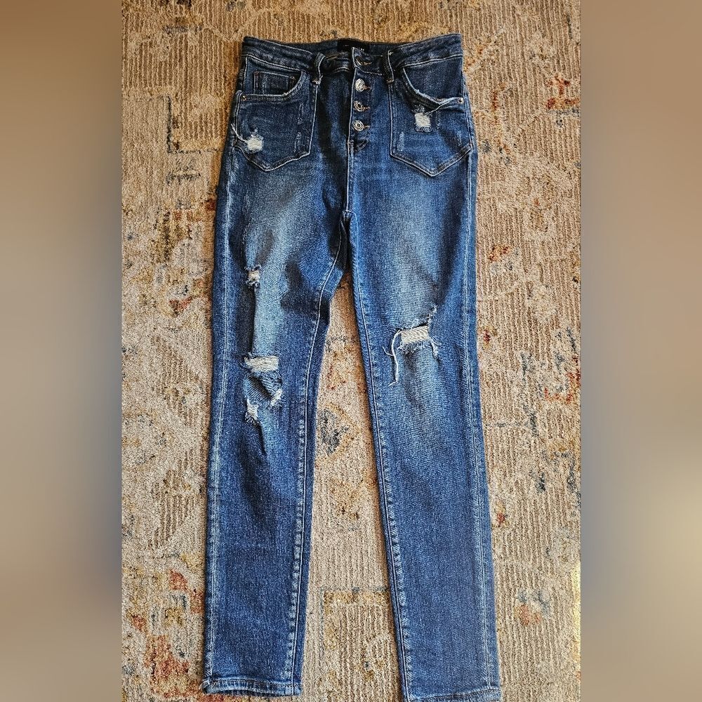 Risen Jeans Sz 9/29 With 29" Inseam, Excellent Condition
